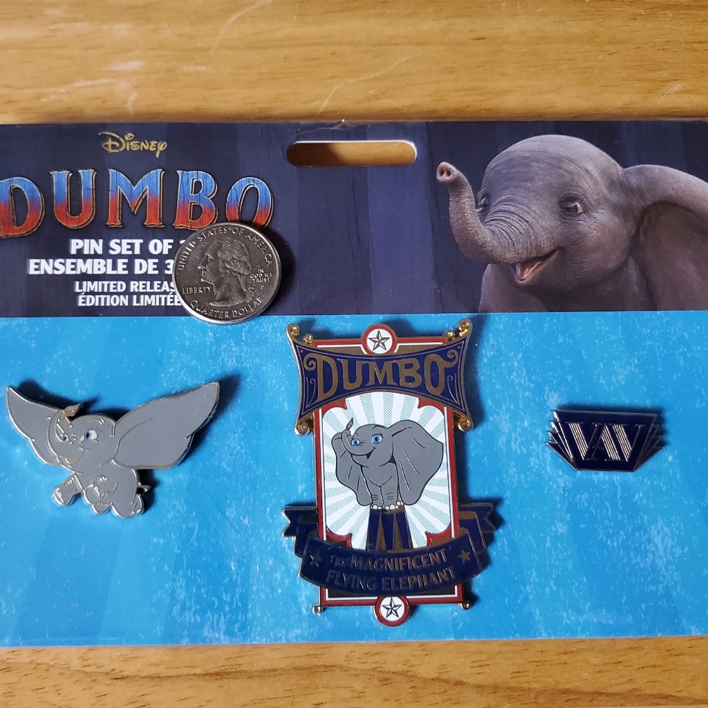 Dumbo Pin Set - Picture 4 of 5